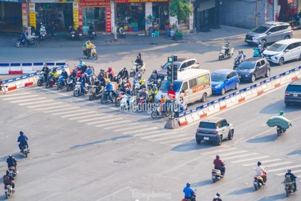 CẦU GIẤY - 110 M2 NHÀ MẶT PHỐ NGAY NGÃ TƯ - HÈ THOÁNG - SIÊU KINH DOANH - CHỈ HƠN 100TR/M2
