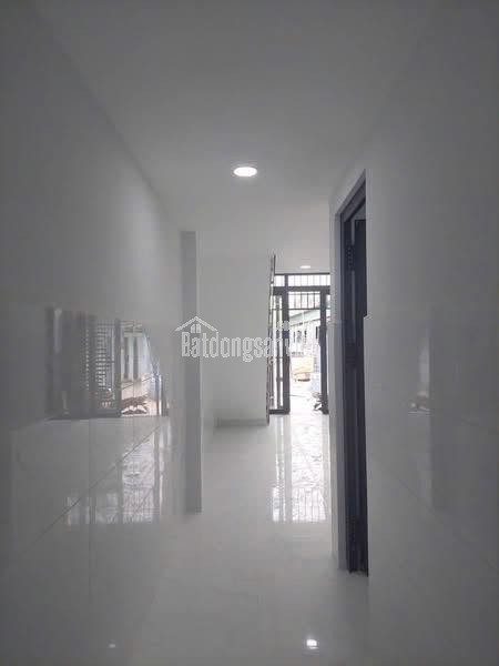 Thủ Đức - Long Thạnh Mỹ - Mặt tiền hẻm trước nhà 6m , chỉ việc dọn vào ở