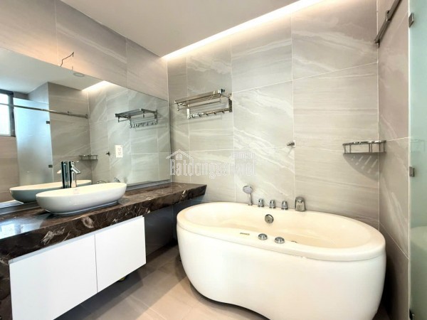 CH Hưng Phúc 1 97m2 3pn view biệt thự giá 8 tỷ bao thuế phí