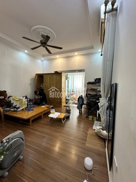 📍 SIÊU PHẨM LÔ GÓC – MẶT PHỐ LÊ ĐẠI HÀNH – SÁT VINCOM – GIÁ 24 TỶ!