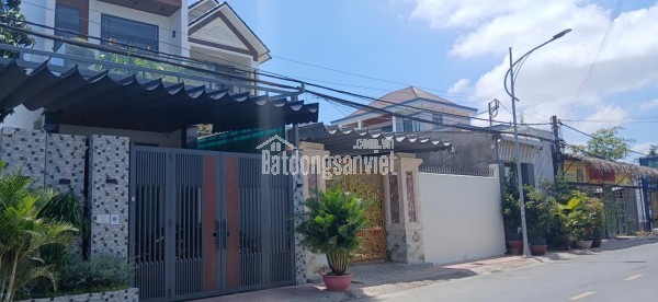 Bán nhà mặt tiền KP2, P6. Đường Hải Lợi Nguyên, Nối Lê Thị Hồng Gấm ra Bờ kè Mỹ Tho.