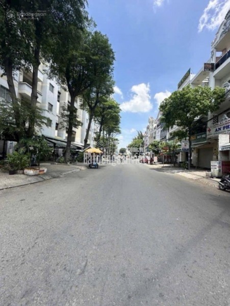 Mặt tiền ngay Nguyễn Trãi, Tản Đà, Tân Hàng - 72m2 - TT Quận 5 - khu vực hiếm nhà bán - nhà nở hậu