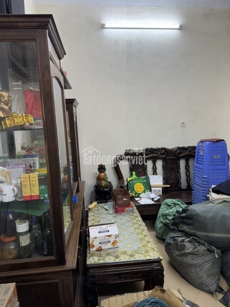 Cần bán nhà phố Quần Ngựa, Ba Đình, ô tô đỗ cửa, thoáng trước sau, 58m, 4 tầng, 16.4 tỷ.