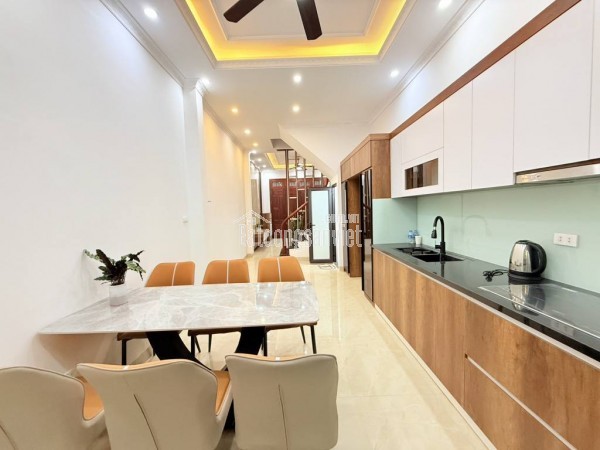 BánNhà Đẹp Ô TÔ Đỗ Gần, Nhỉnh 9 Tỷ – Kv Tố Hữu ĐT 0972 078 667
