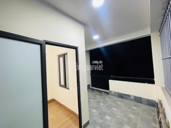 NHÀ KHƯƠNG TRUNG GẦN ÔTÔ 28M X 4 TẦNG GIÁ NHỈNH 5 TỶ - NHÀ XÂY CHẮC CHẮN Ở LUÔN