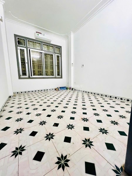 NHÀ KHƯƠNG TRUNG GẦN ÔTÔ 28M X 4 TẦNG GIÁ NHỈNH 5 TỶ - NHÀ XÂY CHẮC CHẮN Ở LUÔN
