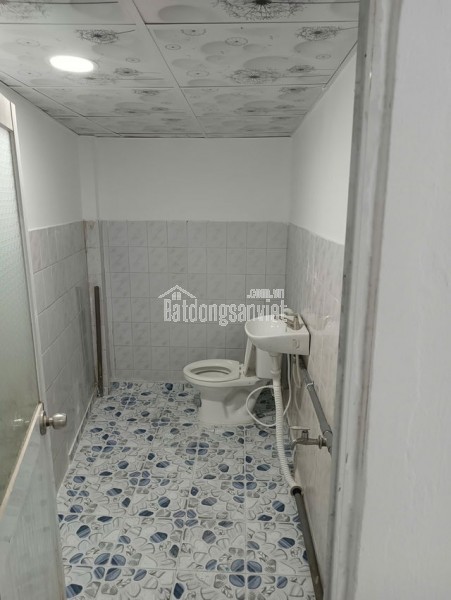 Bán nhà cách mặt tiền vườn lài 30m2, phường an phú đông, q12, nhà thông thoáng sạch sẽ, sổ vuông,
