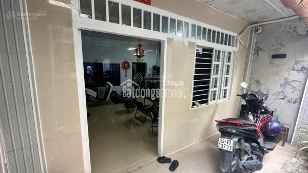 Bán nhà hẻm 64m2 full hồng 3PN, không lộ giới, không quy hoạch, giá đầu tư
