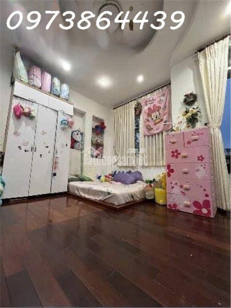 BÁN NHÀ PHỐ 4 TẦNG TRUNG TÂM QUẬN 1- LÊ THỊ RIÊNG- P.BẾN THÀNH-NGANG 4,8M X 14M- 5PN - 4WC - GIÁ