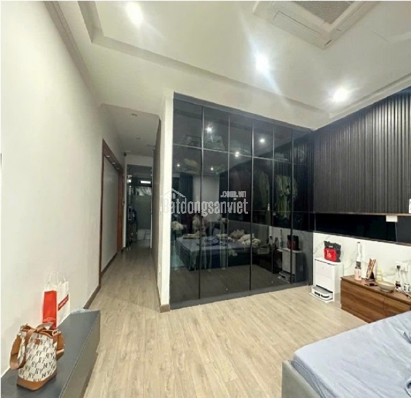 QUAN TÂM NGAY -  [NHÀ MẶT PHỐ GIÁ TRONG NGÕ ] Giáp Bát - Kim Đồng. DT 51m 5 Tầng chỉ 13,3 tỷ