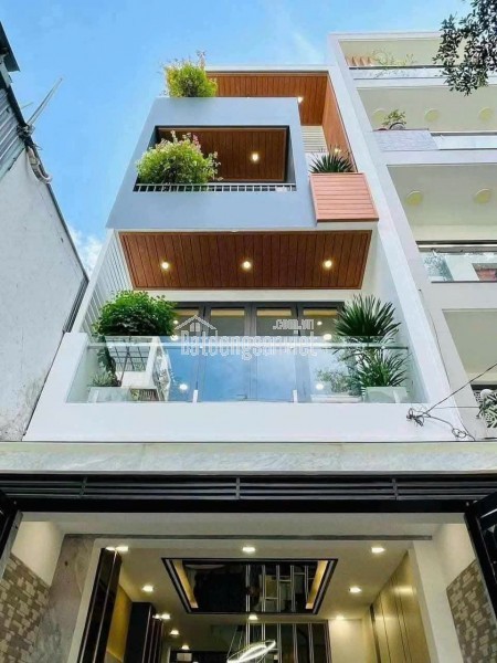 NHÀ DÂN XÂY HỌC VIÊN TÀI CHÍNH - BẮC TỪ LIÊM - DT40M2- 4 TẦNG - GIÁ 6 TỶ - NGÕ Ô TÔ - LO GÓC