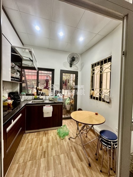 Bán nhà khương trung ,35m2 , 4 tầng , 3 ngủ , 5,68 tỷ