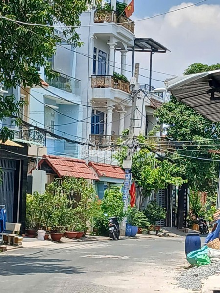 Bán nhà 2PN, 44m², 1 trệt, Q12-HCM, 38.5 tỷ, sổ hồng, đường 4m