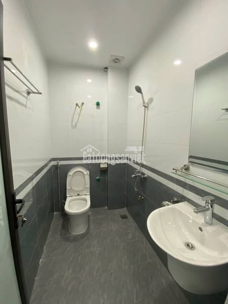Siêu hiếm, nhà mới lô góc Lai Xá - Hoài Đức, 38m x 5T, chỉ 4.7 tỷ, ô tô vào nhà, 20m ra ngõ thông