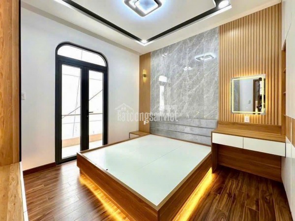 🔥 BÁN NHÀ 3 TẦNG GIÁ TỐT – GIÁP THỦ ĐỨC – 80M² THỔ CƯ 🔥
CƠ HỘI SỞ HỮU NHÀ PHỐ GIÁ MỀM TẠI TRUNG