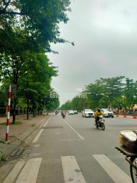 BÁN NHÀ PHÂN LÔ HOÀNG QUỐC VIỆT, 6T THANG MÁY, ÔTÔ TRÁNH KINH DOANH, 61M2 NHỈNH 25 TỶ