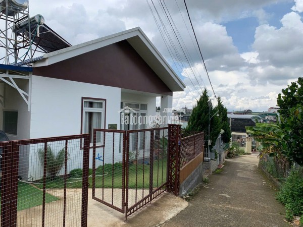 BÁN NHÀ KHU PHỐ 4 THỊ TRẤN LIÊN NGHĨA - ĐỨC TRỌNG -LÂM ĐỒNG - GIÁ 4,5 TỶ