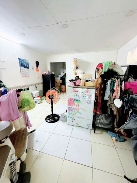 bán nhà  hẻm trước nhà 5m trần văn quang p 10 tân bình 1 trệt 1 lầu sổ hòng riêng giá 1,8 tỉ