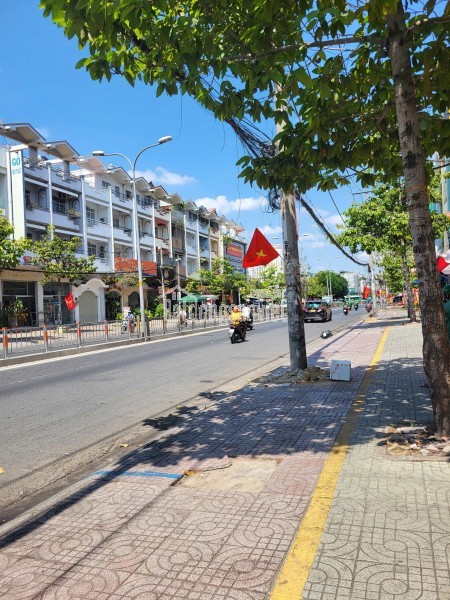 🔥 NHÀ SIÊU ĐẸP, SIÊU TO, SIÊU HIẾM - MẶT TIỀN KINH DOANH TẠ QUANG BỬU TRUNG TÂM Q8 – KHU PHÂN LÔ