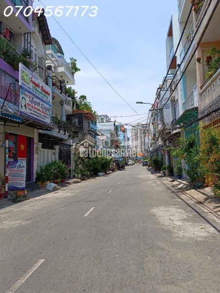 BÁN NHÀ MẶT PHỐ LÊ VĂN LƯƠNG, QUẬN 7 - 40M2, 4 TẦNG, 10.5 TỶ - SỔ HỒNG CHÍNH CHỦ