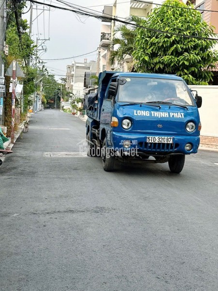 + Bán đất mặt tiền hẻm xe hơi né nhau, cách vườn lài 30m, phường an phú đông q12,DT: 110m2, giá