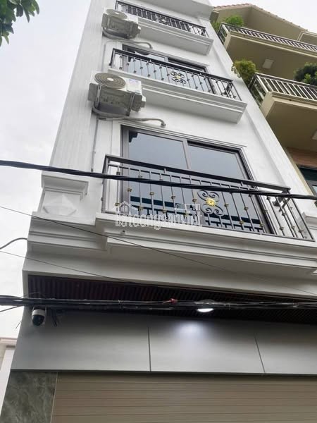 Bán nhà mới đẹp Kim Chung - Hoài Đức, 34m x 5T, mặt ngõ thông ô tô, kinh doanh. Giá chỉ 3.95 tỷ