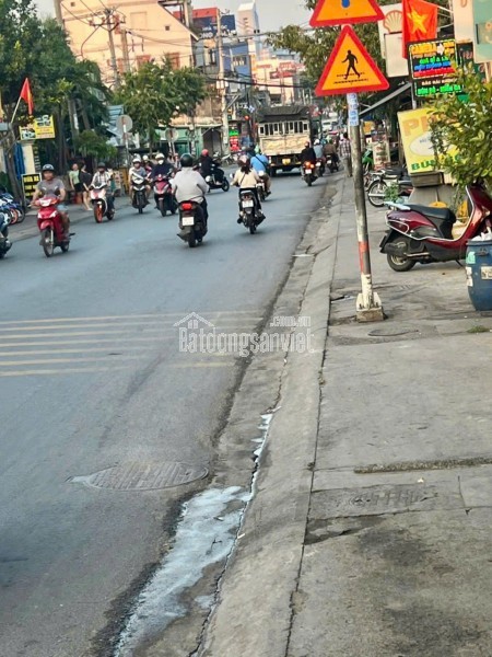 BÁN NHÀ 80M² TẶNG DÃY TRỌ 5 PHÒNG – HẺM XE HƠI ĐƯỜNG LÊ VĂN TÁCH