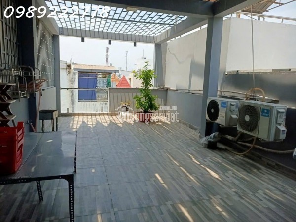 LÊ VĂN SỸ - HẺM TRẢI NHỰA 6M Ô TÔ QUAY ĐẦU - 74M2 ( 4.4x17.5 nở hậu 5m ) - 5 TẦNG - 8 CHDV MỚI -