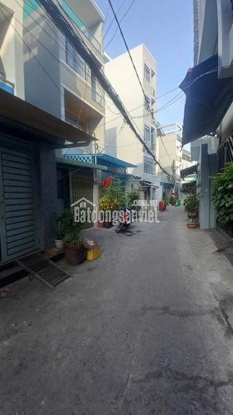 [P3Q8]- CHỈ 6.3 TỶ- HXH ÂU DƯƠNG LÂN- DT: 45M2 ( 4 X 11) NỞ HẬU . SÁT NGAY CẦU CHỮ Y ĐẮC ĐỊA.