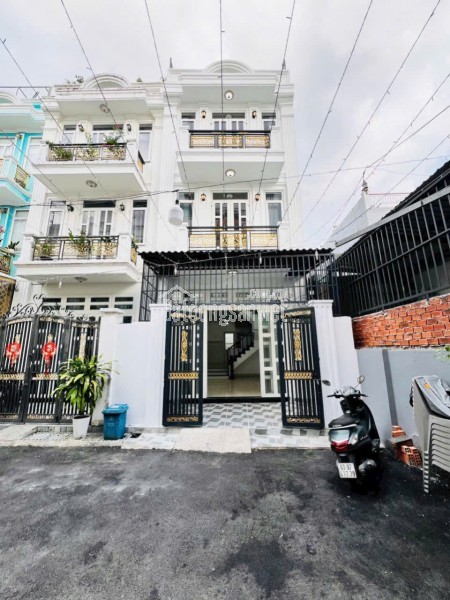 🆘Chủ ngộp giảm 100tr!🆘
☘️Nhà SHR Ngã Tư Ga 2 tầng chỉ 2,38 tỷ
✅Diện tích ngang 3 dài 9m hoàn