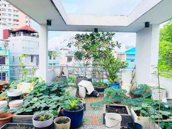 BÁN GẤP NHÀ HẺM XE HƠI THÔNG NHÀ 4 TẦNG NGAY BỆNH VIỆN 115 đường Thành Thái giá chỉ 13 tỷ Phường