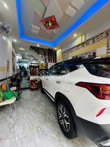 BÁN NHÀ 2 TẦNG - HẺM XE HƠI 5M –48M2 -CHỈ 5.5 TỶ - PHẠM VĂN CHIÊU – GẦN NGÃ 3 NGUYỄN VĂN KHỐI &