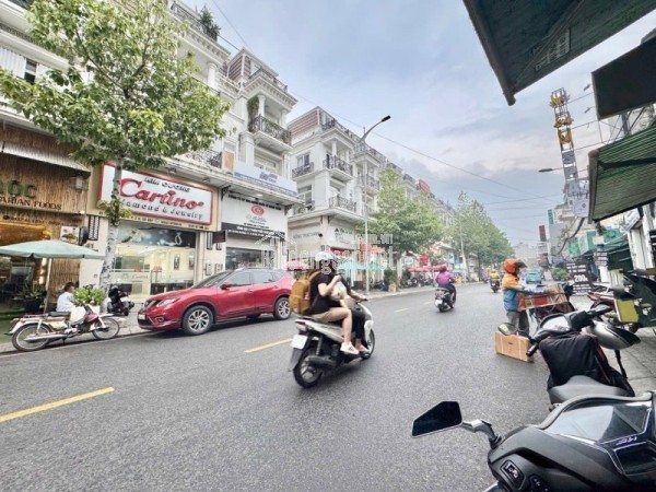 BÁN NHÀ 2 TẦNG - HẺM XE HƠI 5M –48M2 -CHỈ 5.5 TỶ - PHẠM VĂN CHIÊU – GẦN NGÃ 3 NGUYỄN VĂN KHỐI &