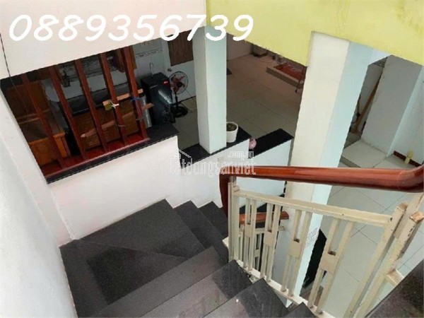 DIỆN TÍCH KHỦNG - HẺM XE HƠI - SÁT BẾN XE QUẬN 8 - TIỆN Ở - CHO THUÊ GIỮ TIỀN giá 4.2tỷ , ấp 1 ,