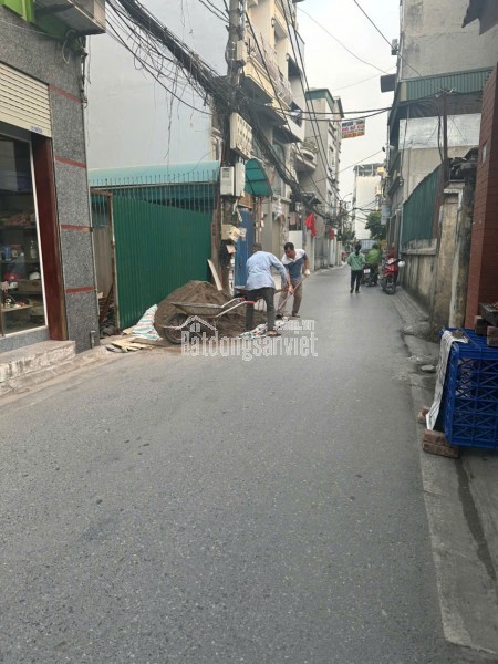 Bán nhà đẹp Ngọc Thuỵ - Lô Góc - 7 chỗ đỗ cửa - 5 tầng - nhỉnh 5 tỷ ( Thương Lượng