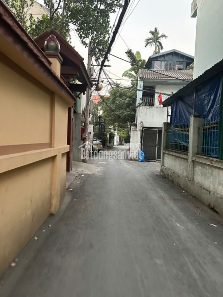 Bán nhà đẹp Ngọc Thuỵ - Lô Góc - 7 chỗ đỗ cửa - 5 tầng - nhỉnh 5 tỷ ( Thương Lượng