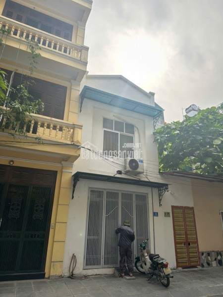 Bán nhà đẹp Ngọc Thuỵ - Lô Góc - 7 chỗ đỗ cửa - 5 tầng - nhỉnh 5 tỷ ( Thương Lượng