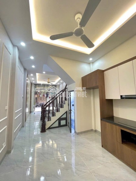 NHÀ LIỀN KỀ 4 TẦNG, 5 PHÒNG NGỦ - VỊ TRÍ VÀNG 241 CHIẾN THẮNG, VĂN QUÁN, HÀ ĐÔNG!