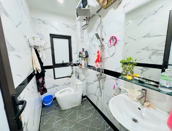 SIÊU HÓT- nhà Tô Vĩnh Diện- 8,7 tỷ - mới xây- An ninh tuyệt đối.