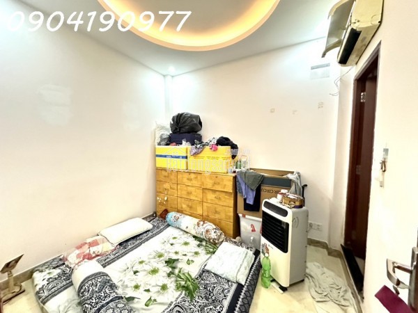 Nhà sát mặt tiền Phạm Văn Bạch, Phường 15, Tân Bình, 62m2, (4.2 x15m), chỉ 5.5 đồng