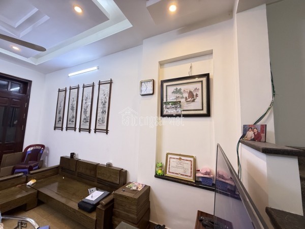 HIẾM NHẤT KHU VỰC - NHÀ DÂN XÂY - NGÕ RỘNG NÔNG GẦN Ô TÔ - TƯƠNG LAI QUY HOẠCH RA MẶT PHỐ - 2