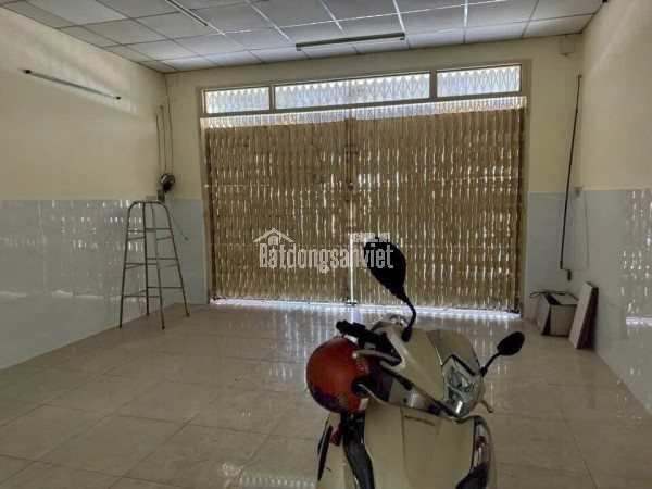 Bán nhà mặt phố Tân Hòa Đông, Q.6, 10 tỷ, MT 5.4m, sổ hồng