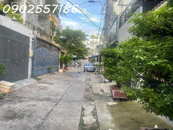 Bán nhà 2 tầng tại Quận 4 - 2PN, 1WC, pháp lý đầy đủ, giá chỉ 1,7 tỷ