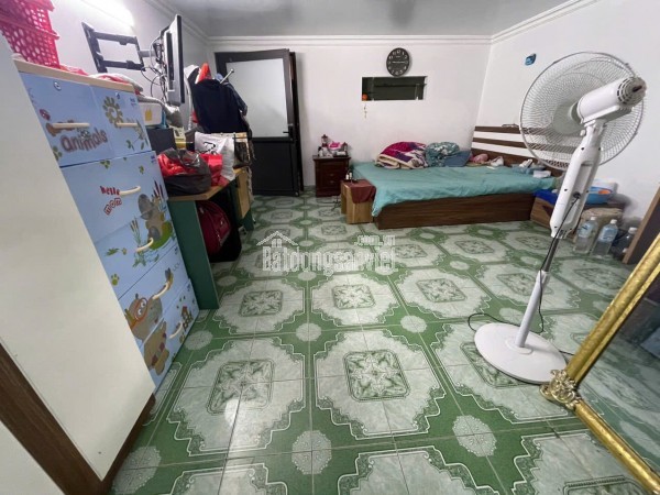 Bán đất tặng nhà 3 tầng mặt đường Bùi viện, Hải An, Hải Phòng, nhà mới xây được 2 năm