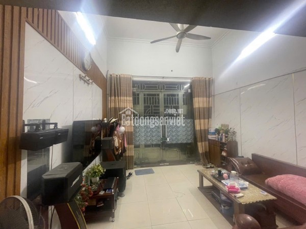 Bán đất tặng nhà 3 tầng mặt đường Bùi viện, Hải An, Hải Phòng, nhà mới xây được 2 năm
