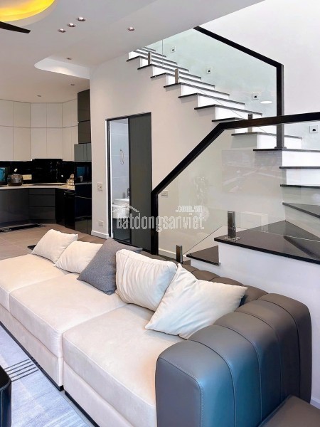 Giá đầu tư ! Bán mảnh đất phân lô ô tô tránh 130m² - Giá 33 tỷ, Xuân La, Tây Hồ