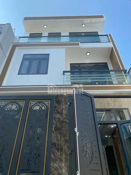 Bán nhà 6x10 - 3 tầng - hẻm oto - giá chỉ 5,x tỷ - ngay đường Tên Lửa nối dài - Bình Tân.