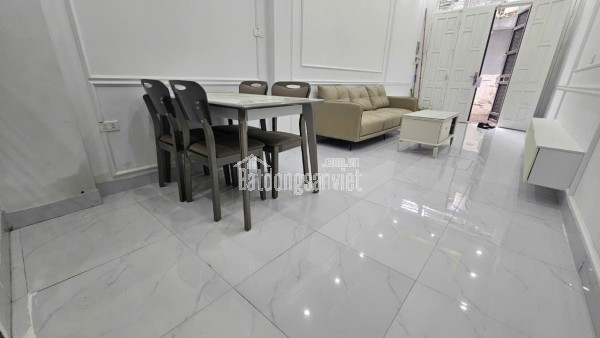 LÔ GÓC TRUNG TÂM VĂN QUÁN, NGÕ RỘNG VF3 ĐỖ CỬA, Ô CHỜ THANG MÁY MINI, NHỈNH 7 TỶ