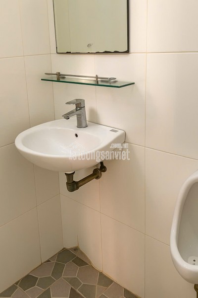 Bán nhà lô góc hẻm thông, Giáp Quận 1, Xô Viết Nghệ Tĩnh, Chỉ nhỉnh 3 tỷ