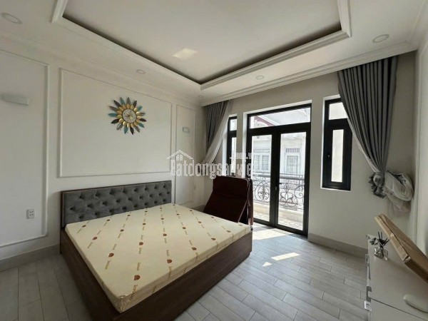 NHÀ HIẾM THỦ ĐỨC - ĐƯỜNG SỐ 11 - HẺM Ô TÔ TRÁNH NHAU - NHỈNH 8 TỶ